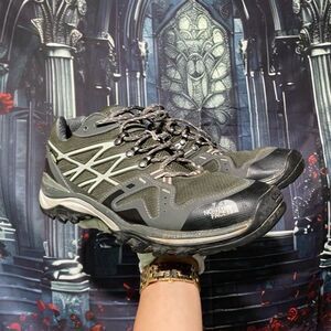 The North Face Hedgehog Men's Hiking Boots Black & Green 11.5 - Outdoors